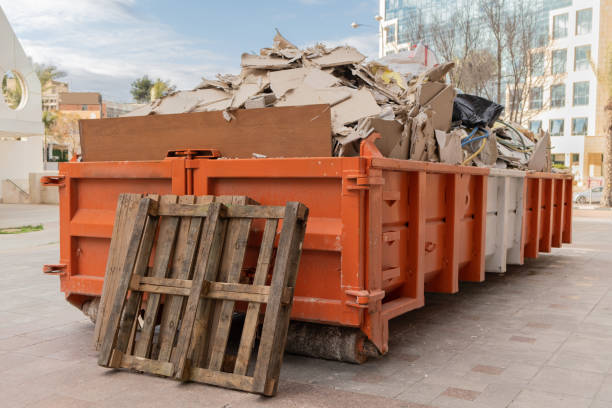 Best Junk Hauling Services  in Endicott, NY